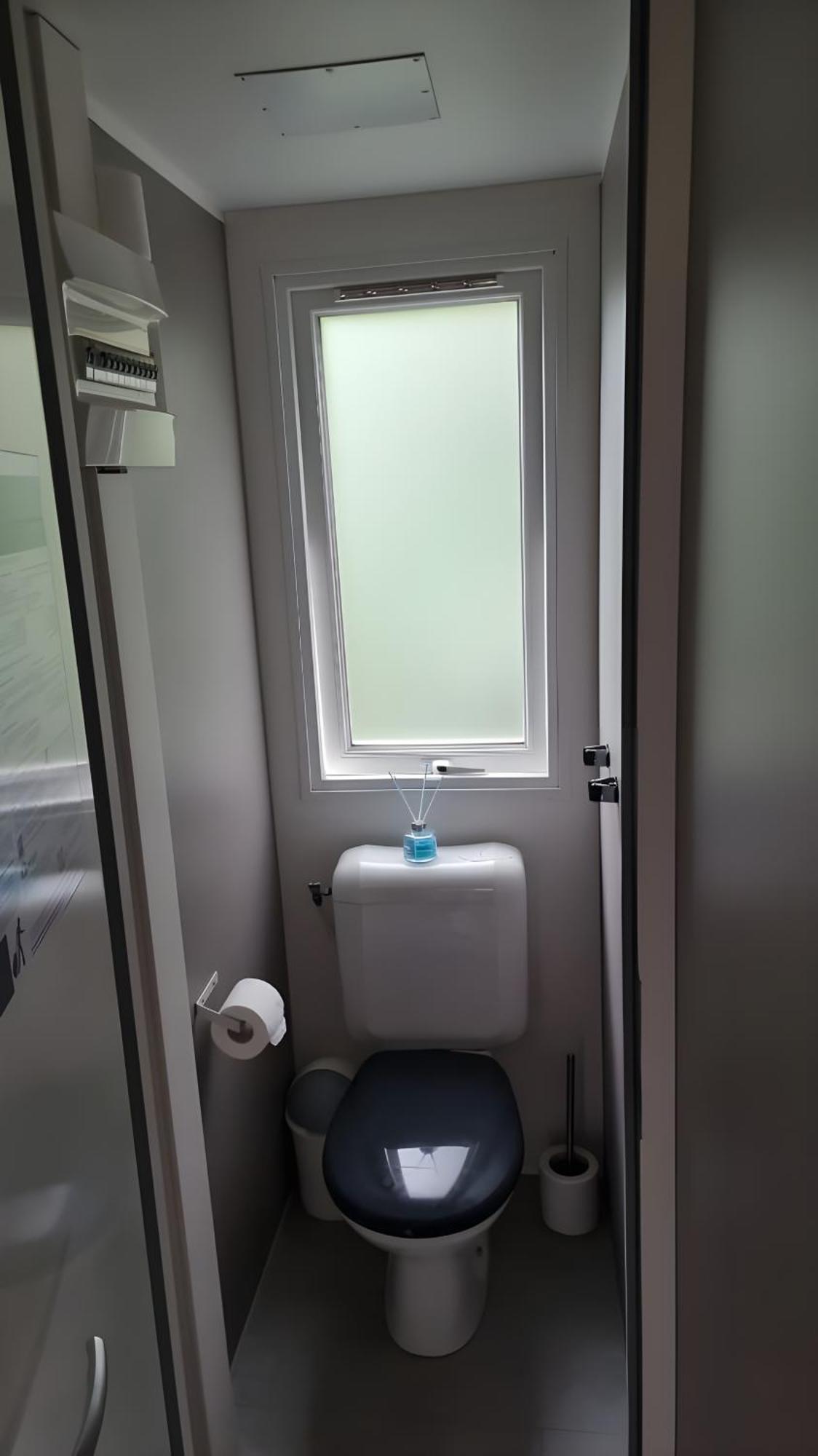 Ferienwohnung Cozy Tiny Solhouse 7 - Near Groningen - 5 Star Location Kropswolde Exterior foto